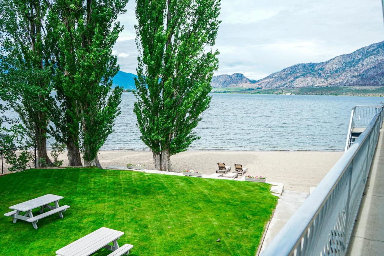 Poplars Motel On The Lake Osoyoos Eksteriør billede